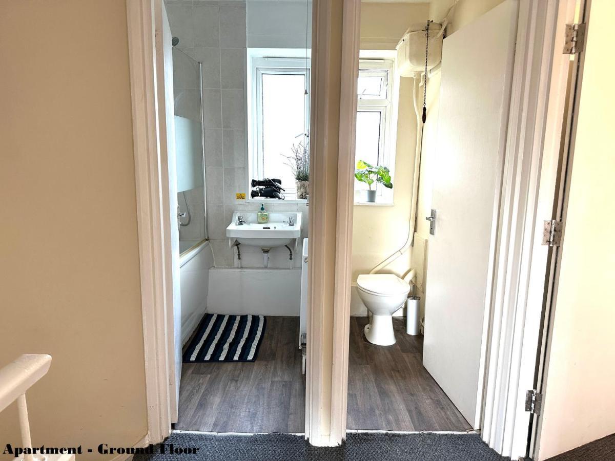 Apartamento Charming Flats With Fast Wifi On The Famous Abbey Road Londres Exterior foto
