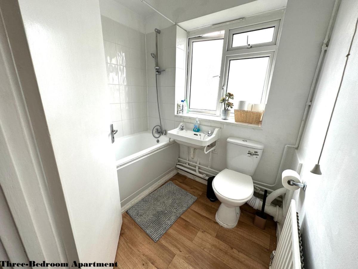 Apartamento Charming Flats With Fast Wifi On The Famous Abbey Road Londres Exterior foto