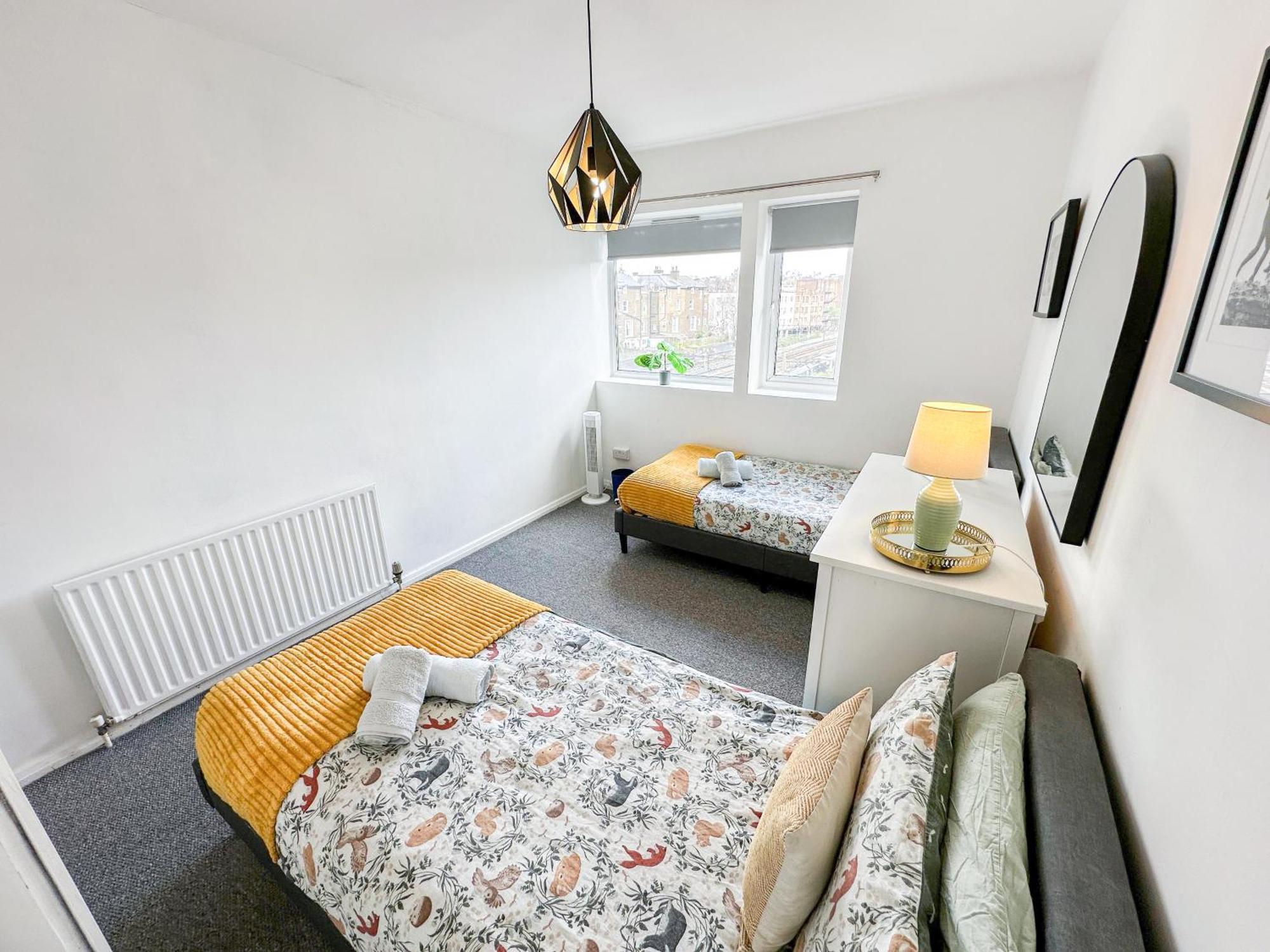 Apartamento Charming Flats With Fast Wifi On The Famous Abbey Road Londres Exterior foto
